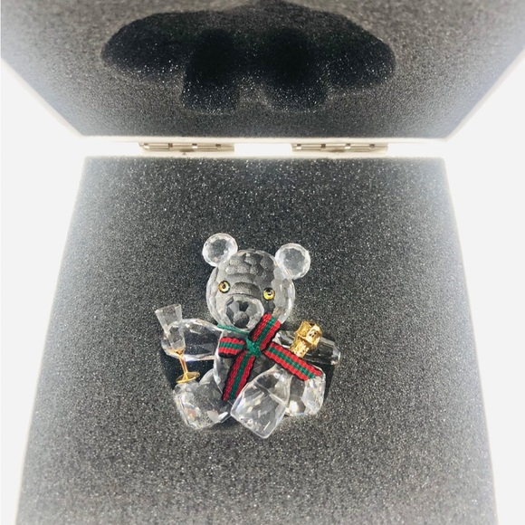 Swarovski Kris Bear with Champagne Bottle and Flute new in box - Picture 4 of 4